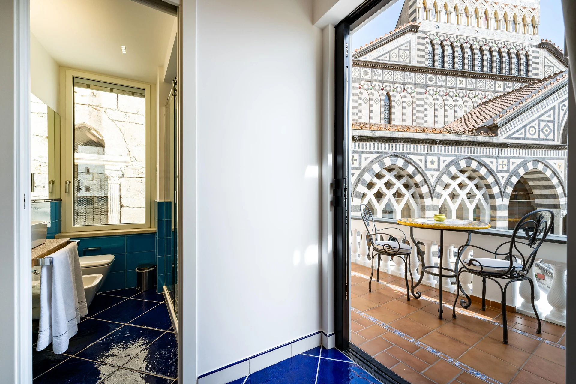 suite-del-cavaliere-bagno-ingresso